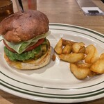 マンチズ バーガー シャック - アボカドチーズバーガー