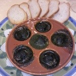 フランス料理 ビストロ・ド・リヨン - （前菜２・私）ブルゴーニュ産エスカルゴのガーリックバター焼き