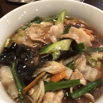 人力俥 - たっぷりの具材が炒められて、あんかけになってます！