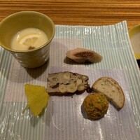 春秋ツギハギ 日比谷 - 