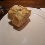 煮こみや なりた - パン