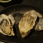 麦酒庵 - 福岡県糸島産みるくがき、宮城県長石産かき