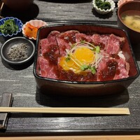 牛処 慶 - 炙りステーキ重