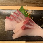 うみからそらへ - ハマチの刺身　近景