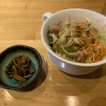 うみからそらへ - 定食のサラダ（和ドレ♡）と小鉢