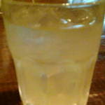 IL FAVORE - 白のサングリア（グラス）