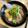 555 THAI KITCHEN - ランチメニュー「赤豚とワンタンラーメン」(1050円)