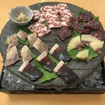 海つばめ - クジラ高級三種盛＋クジラベーコン、イルカ刺身