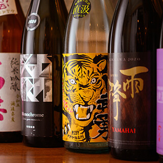 日本酒は常時20種以上！日本酒飲み放題付コースも◎