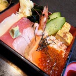 寿楽 - 「海鮮ちらし」①