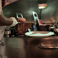 ロウリーズ・ザ・プライムリブ 恵比寿ガーデンプレイス店 - 