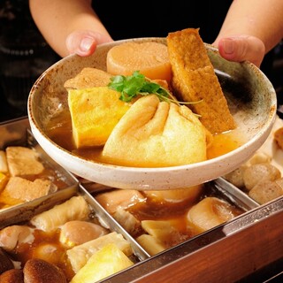 鴨と魚介の旨味が凝縮されたおでんが自慢！自家製おつまみも充実