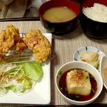 食事処 打鐘 - からあげ定食！１１００円値上げたかい！　ころもの味が無い。