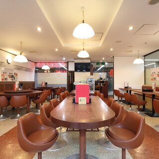 全席テーブル席完備！ご宴会もぜひ当店にお任せください