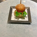 269945325 - 