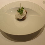 フロリレージュ - 栃木県宇都宮産の和牛イチボの煮込みのサラダ仕立て、トマトのスープを泡にして2