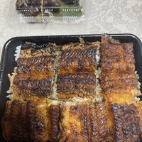 うなぎ家 しば福や - 鰻５切れ でも　値段は６切れの松4100円