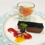 レストラン ジュエル - フルーツ・ケーキ盛り合わせ