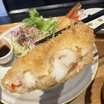 かかの掌 - 開きエビフライ断面