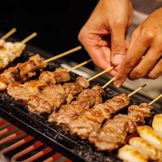 多種のラインナップを揃えた総合串焼き