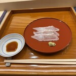 いしまる - ヒラメ刺身