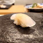 鮨 なんば - 平目 36℃/20℃