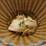 鮨 なんば - 松茸とズワイ蟹の蒸し寿司