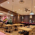 シェーキーズ 吉祥寺店 - 