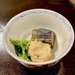 懐石 山よし - 茄子・鱧のおろし煮・壬生菜。さっぱりとした大根おろしと壬生菜の食感が合います。