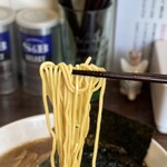 三四郎 - 麺のアップ