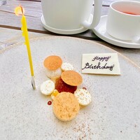 The Jade Room + Garden Terrace - デザートにバースデーの施しが。菊芋使用に見えないデザート。もっと食べたい…