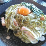 eXcafe吉崎鳳凰閣 - 茶そばのカルボナーラ