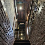 GOOD TIME SMOKES - 階段