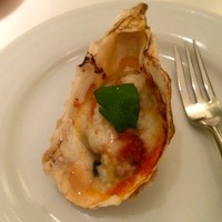 GINTO 池袋店 - 牡蠣のオーブン焼きカップレーゼ（３個 ¥ 1,140）