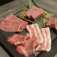 近江うし焼肉 にくTATSU 日本橋室町店 - 