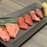 近江うし焼肉 にくTATSU 日本橋室町店 - 