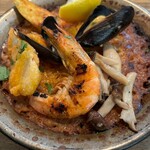 ル プリュ ムーチョ - 魚介のパエリア