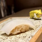 鮨トキドキ串 海老虎 - 剣先イカ
