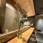 鮨トキドキ串 海老虎 - 内観