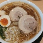 絢 - 半熟煮たまごラーメン（醤油）￥８００