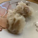 中国料理 焼売の〇山 - 焼売割ってみた　（よく分からなくてスミマセン）