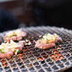 極み焼肉ホルモン 清司 - 