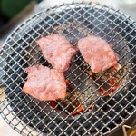 極み焼肉ホルモン 清司 - 