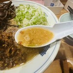 肉マシ鉄板食堂 - 【長浜ラーメン＝スープ】