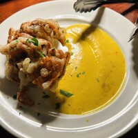 カルネジーオ イースト - 