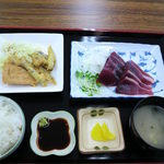 愛南 市場食堂 - 2014年5月4日、びやびやかつおの刺身定食