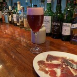 BISTRO Epice - ベルギービールのリーフマンと生ハム