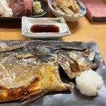 四季味 - デカくて脂乗り最高な鯖文化干し
