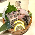 江坂海鮮食堂 おーうえすと - 鰆の焼霜造り