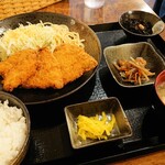 定食屋 いぶき - 料理写真:日替わり定食（アジフライ定食）